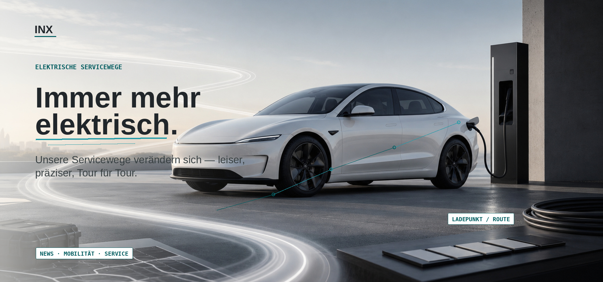 Weißes Elektrofahrzeug an einer Ladesäule — INX fährt immer mehr elektrisch